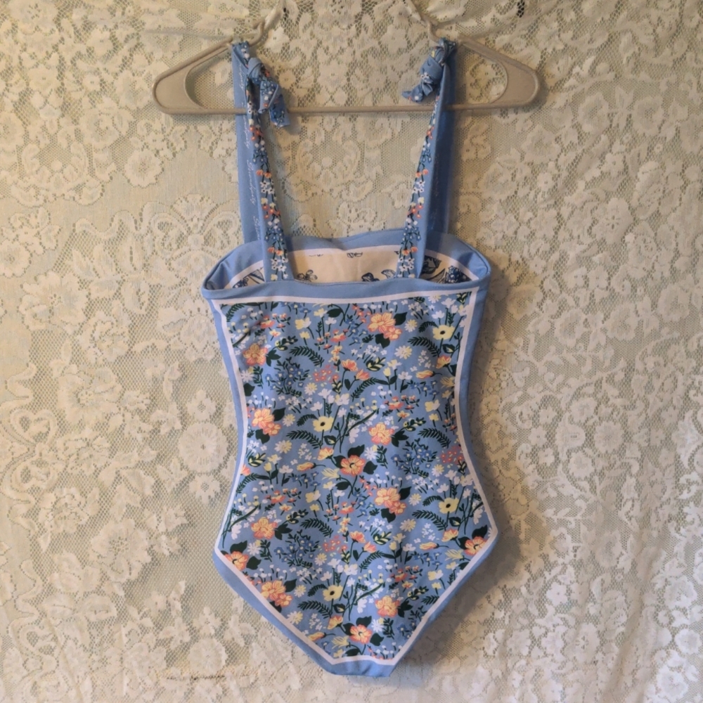Reversible Floral Print Swimsuit - Picture 7 of 9